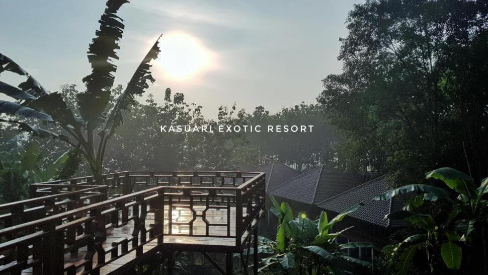 Kasuari Exotic Resort Magelang Buitenkant foto