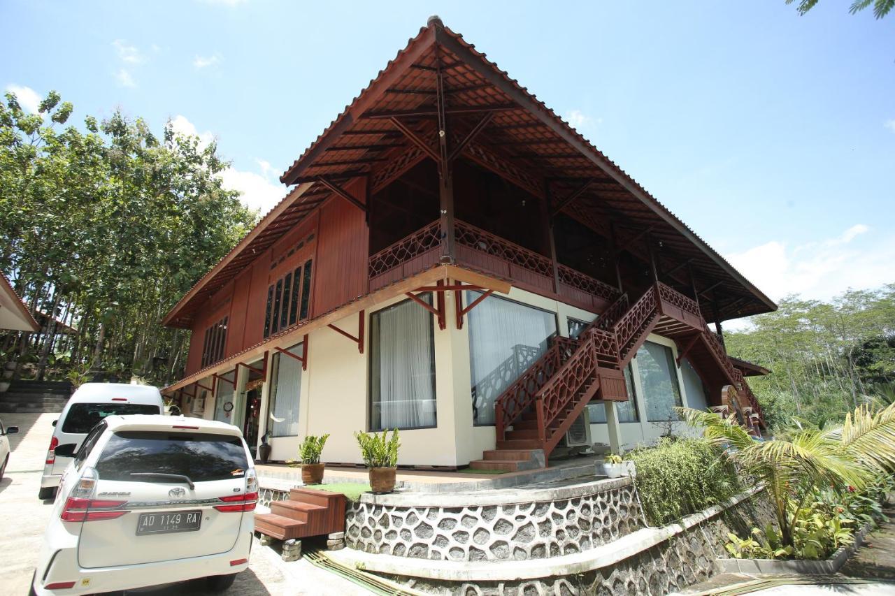 Kasuari Exotic Resort Magelang Buitenkant foto