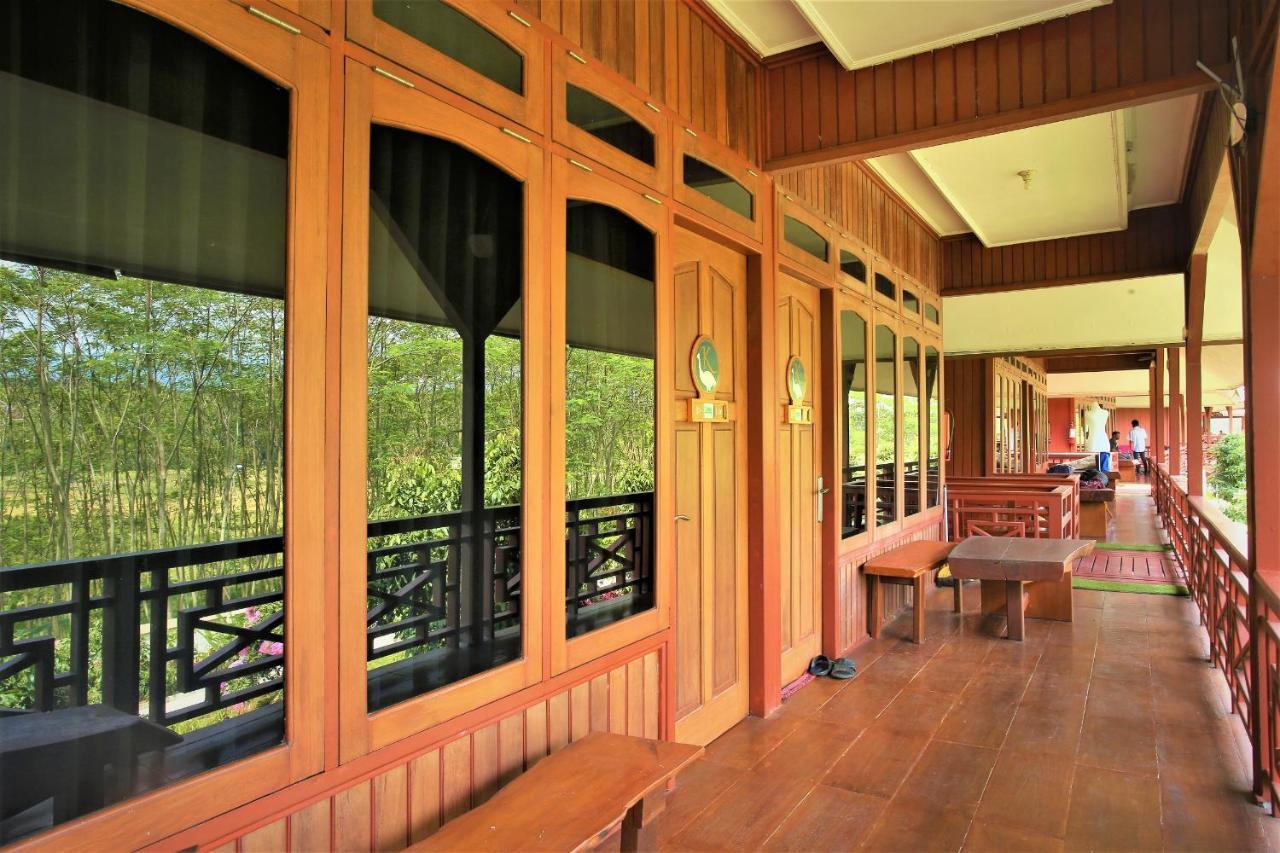 Kasuari Exotic Resort Magelang Buitenkant foto